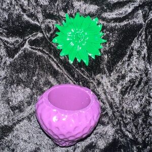 Purple Wonder - Berry Sweet: Custom Strawberry-Shaped Containers!